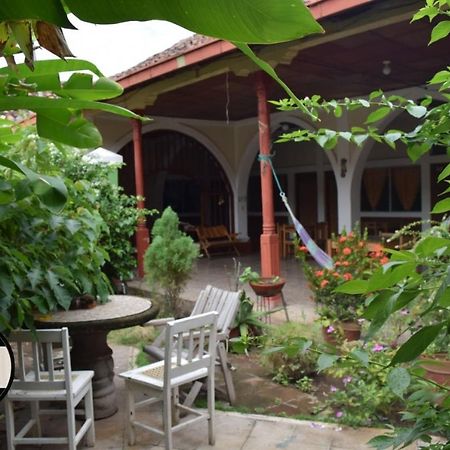 Casa Lucys Hostal Granada Exterior foto
